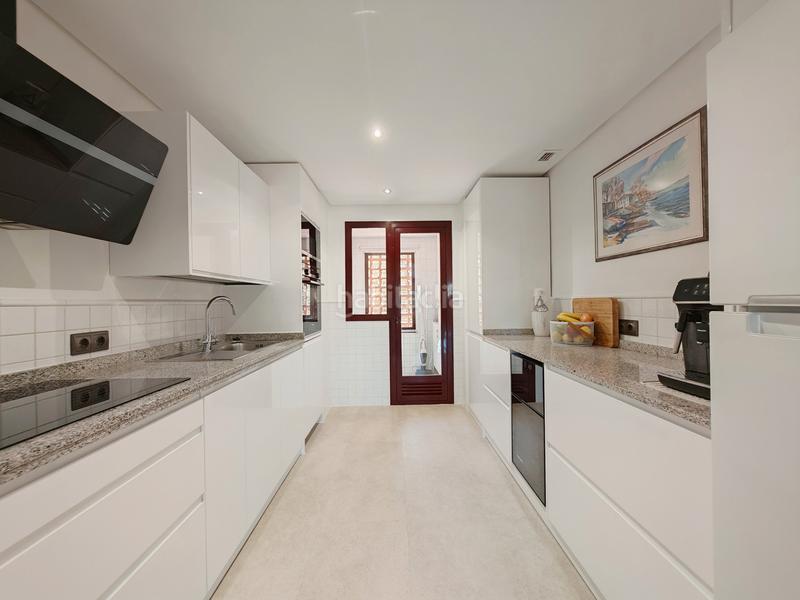 Foto cbf626aa-0555-428f-8557-827909531ef5. Duplex con camino parcheggio piscina in Ojén