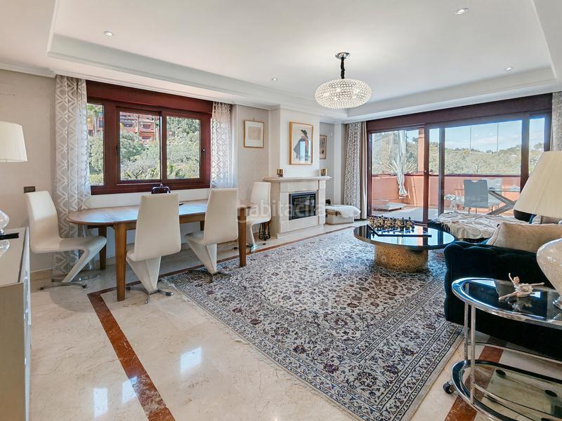 Foto ccc32428-5def-45ee-a615-bb30e7fe7f24. Duplex con camino parcheggio piscina in Ojén