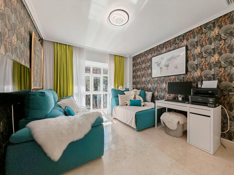 Foto ee248191-f916-4eb7-8f41-7bae92eed8fb. Duplex con camino parcheggio piscina in Ojén