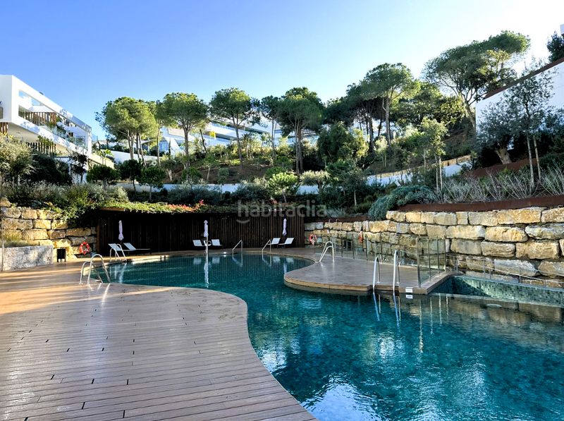 Foto 4d8f8534-0d1b-46c4-8137-7aa6a950f75d. Apartament a avenida de los acebos 33 a Cabopino - Artola Marbella