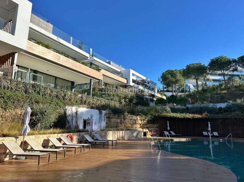 Foto f8cf1eb3-6b76-42b8-9aa6-b25d6f87d313. Apartament a avenida de los acebos 33 a Cabopino - Artola Marbella