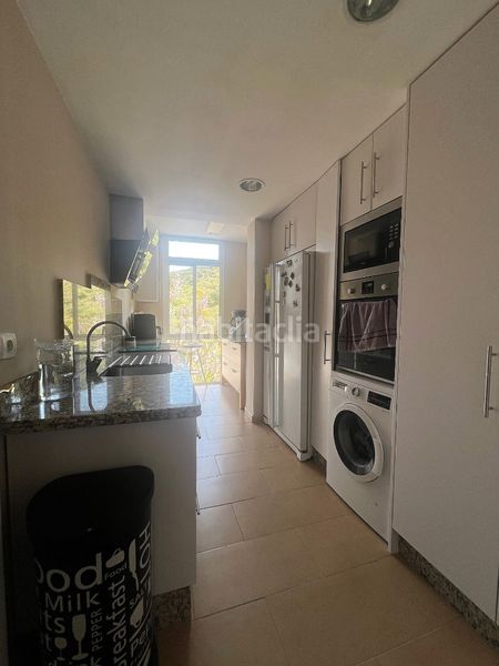 Foto e8213d12-7e09-419b-bc34-314541ab62f5. Appartement dans calle huelva de Calahonda 9019b dans Mijas