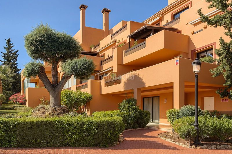 Foto a847eeac-ce3f-49ac-8df2-45a458929102. Apartament a calle pais vasco 6 a La Mairena Ojén