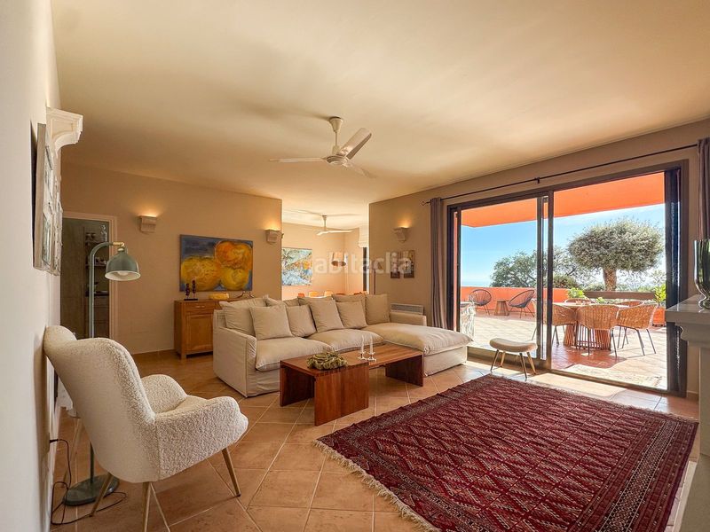 Foto dbf8e7d9-fe47-4813-b677-660c7a12d3d2. Apartament a calle pais vasco 6 a La Mairena Ojén