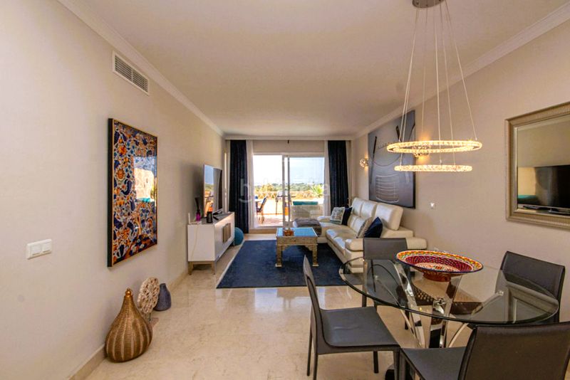 Foto 91e8ea04-9d35-43e6-8d2c-a5754f568c77. Apartament a calle hiedra 1 a Elviria Marbella