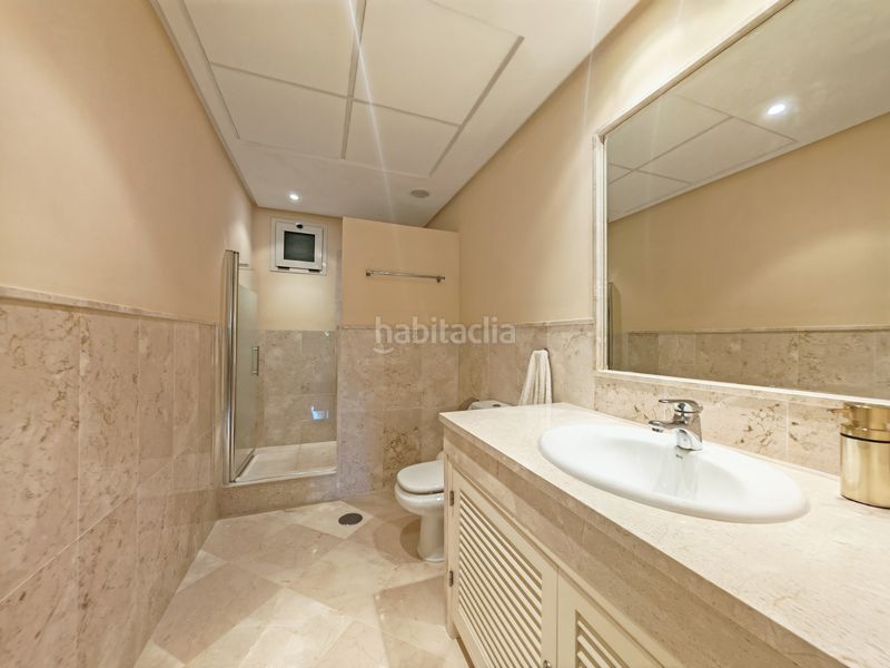 Foto 1cafb5c4-9121-4788-999d-1dcd60cc654f. Apartamento en calle velazquez 2 en La Mairena Ojén