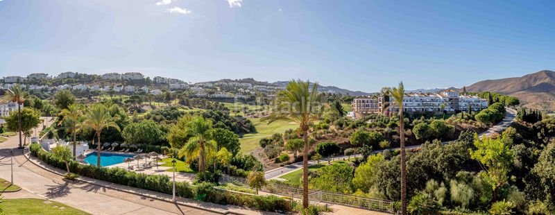 Foto 2b471472-24a6-4f53-a5f6-e73436faf327. Casa adossada a calle barrientos de cala golf 6 a Mijas