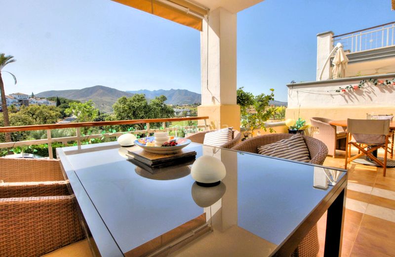Foto 5407e60c-1cb7-4626-9f89-9b0b2726c723. Casa adossada a calle barrientos de cala golf 6 a Mijas
