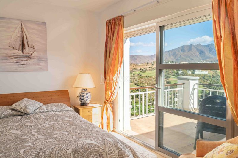 Foto bd36bb44-b217-4009-a700-de6e0adbf5e2. Casa adossada a calle barrientos de cala golf 6 a Mijas