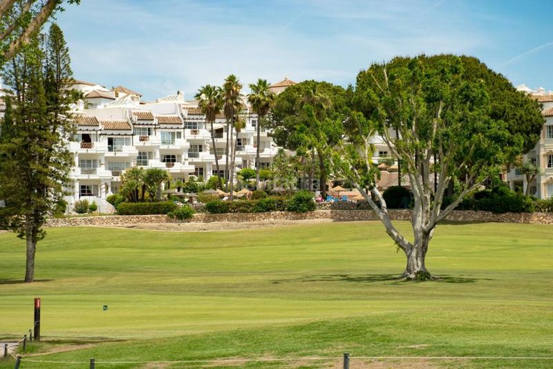 Foto ba0b6561-c551-4c4a-8d3e-2e7fec472e41. Apartament a avenida suiza 17 a Mijas golf Mijas
