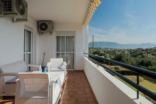 Appartement en Calle diamante 16. Fant�stico apartamento con piscina, garaje y vistas al campo de
