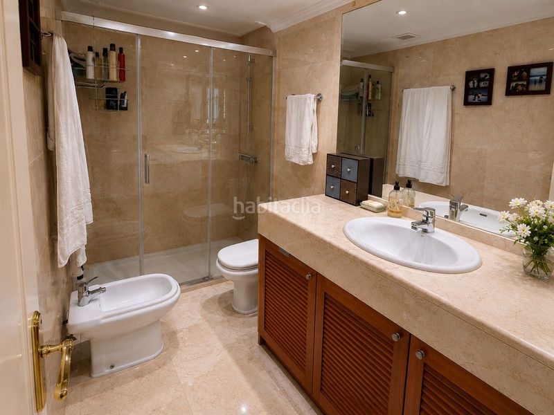 Foto 4af22c18-15f6-4190-9992-978cc7aab3ae. Penthouse in avenida bulevar príncipe alfonso de hohenlohe 4 in Marbella