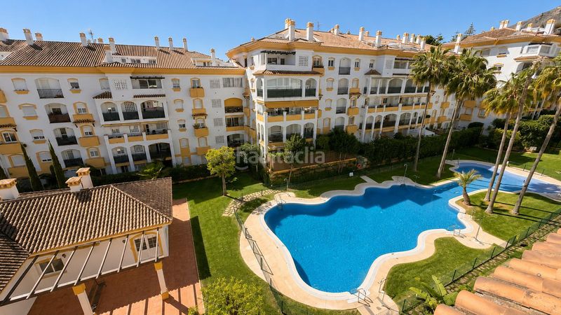Foto b67aa5bc-22dc-4690-b252-280505d21fc2. Penthouse in avenida bulevar príncipe alfonso de hohenlohe 4 in Marbella