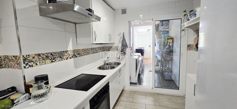 Foto 147c6042-955e-49d7-a11b-c1da4dfc7b4c. Pis a avenida miramar 21 a Castillo Sohail - Myramar Fuengirola