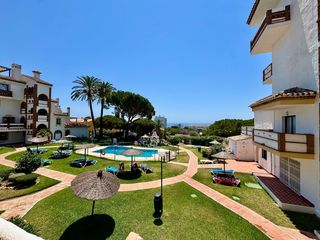 Apartamento  Calle pinos 22. Apartamento de 2 dormitorios con vistas al mar en lower calahond