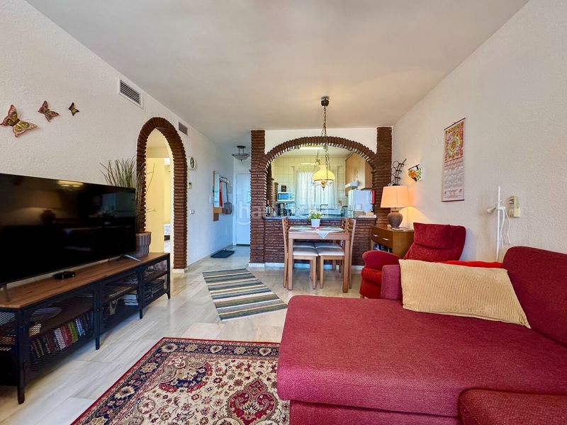 Foto 84d62e8b-e4a2-4f8f-8b96-187cd6aea1d4. Apartament a calle pinos 22 a Calahonda Mijas