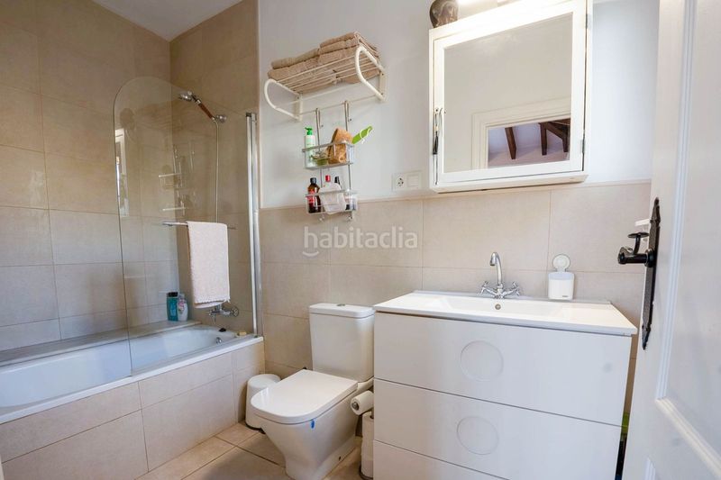 Foto 0dfa5dac-fbcb-4b83-a39e-af27384a0acb. Xalet amb xemeneia calefacció aparcament piscina a Mijas