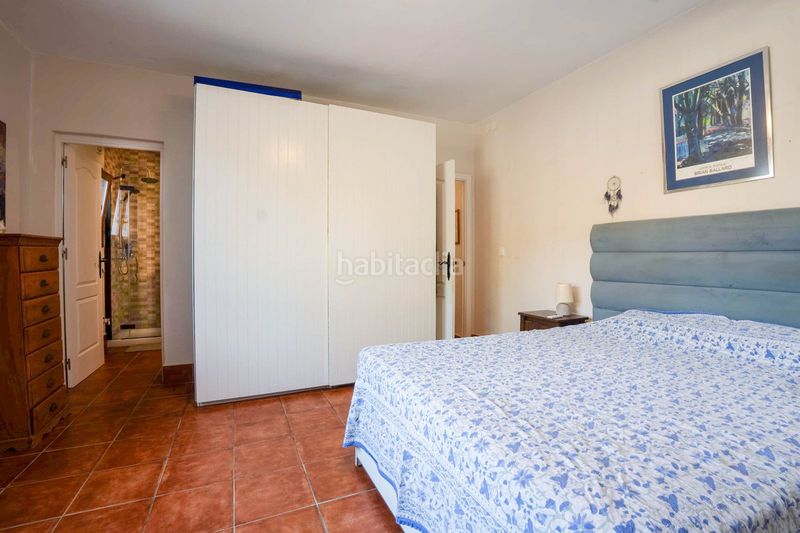 Foto f3e07870-4784-4bb2-98ef-a65fa5f2a7b3. Xalet amb xemeneia calefacció aparcament piscina a Mijas