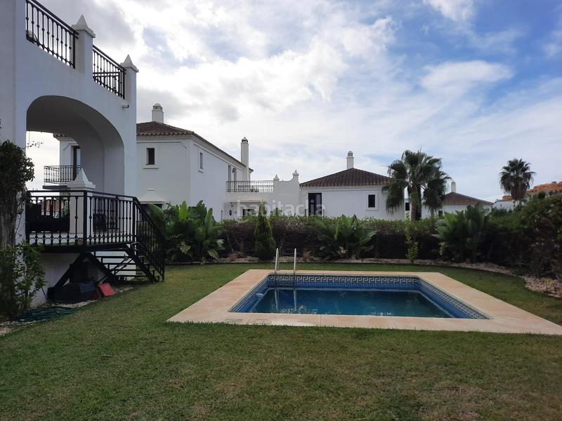 Foto 7d34d4ab-bd9b-4aea-bd06-ad2a2aa01db7. Chalet en La Concha - Resina Golf Estepona