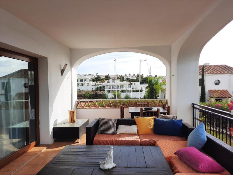 Foto 8b69e7bb-06d5-421e-9195-7fa09ee6feeb. Chalet en La Concha - Resina Golf Estepona