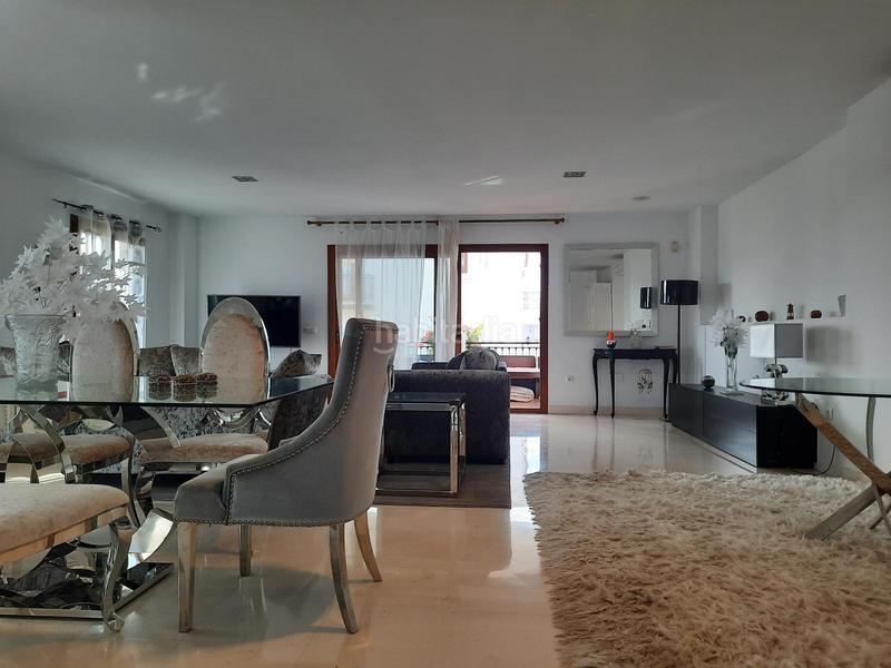 Foto fcdb4b59-4e23-4363-9a0d-7d56e67861ae. Chalet en La Concha - Resina Golf Estepona