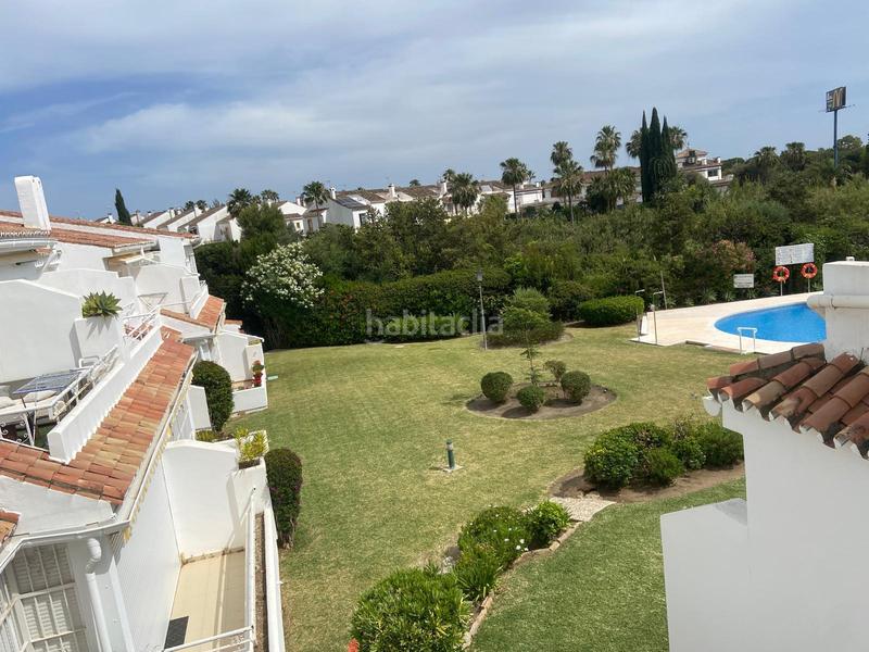 Foto 921926e6-a7f2-4fb6-bf9c-89dd73fdeb39. Piccolo appartamento con riscaldamento piscina in Estepona