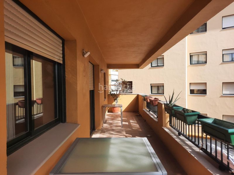 Foto b5e9d090-fc7b-490e-be91-e8b865e7e81d. Pis amb calefacció aparcament piscina a San Pedro de Alcántara Pueblo Marbella