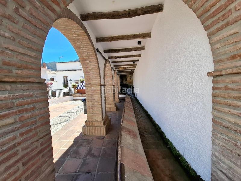 Foto beeecd06-76d2-49e0-99a1-e035ef2703ea. Casa amb calefacció a Istán