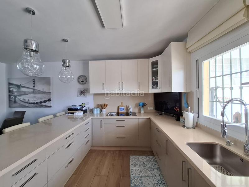 Foto 4e858af5-4dce-403a-808f-c532d7075950. Casa a schiera con riscaldamento parcheggio in San Pedro de Alcántara Pueblo Marbella