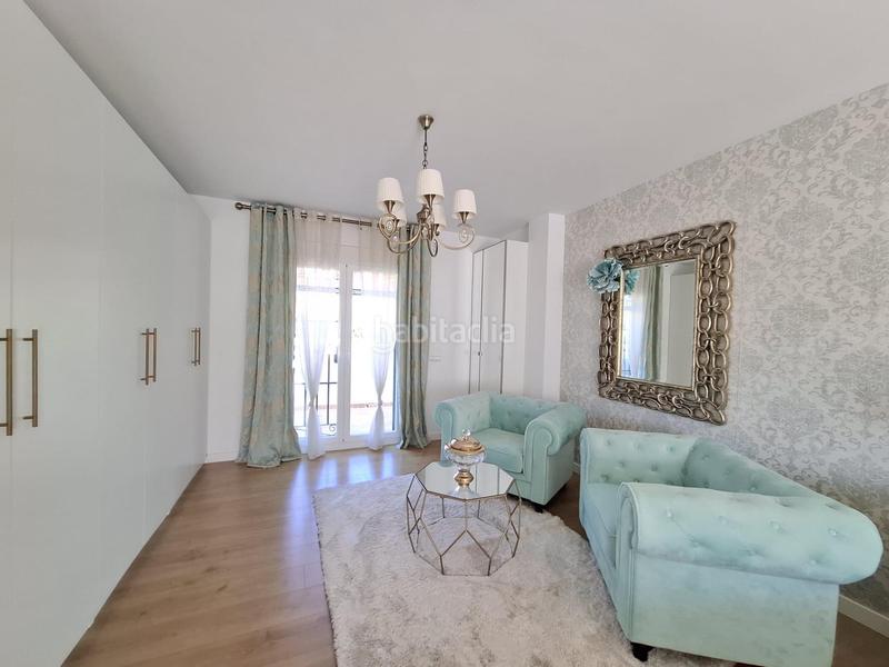 Foto fb53181e-2d77-4dbd-b5ac-6a47127dbaa2. Casa a schiera con riscaldamento parcheggio in San Pedro de Alcántara Pueblo Marbella