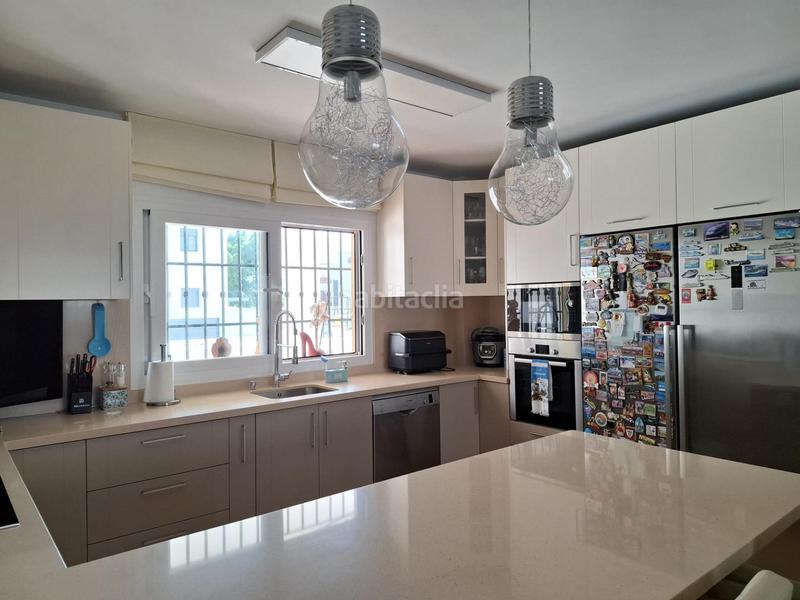 Foto cc4056fb-76fe-464c-85a6-71f0e5af6942. Casa adosada en San Pedro de Alcántara Pueblo Marbella