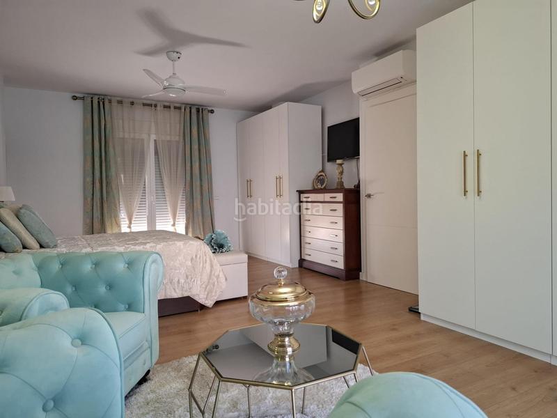 Foto d42827f9-8c1e-4a5f-b87a-611a4880b3e0. Semi detached house with heating parking in San Pedro de Alcántara Pueblo Marbella