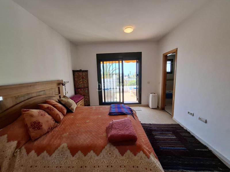 Foto 9e3e5ec7-136d-46c9-bfd5-48a6f6dfc6e5. Dúplex amb calefacció aparcament piscina a San Pedro de Alcántara Pueblo Marbella