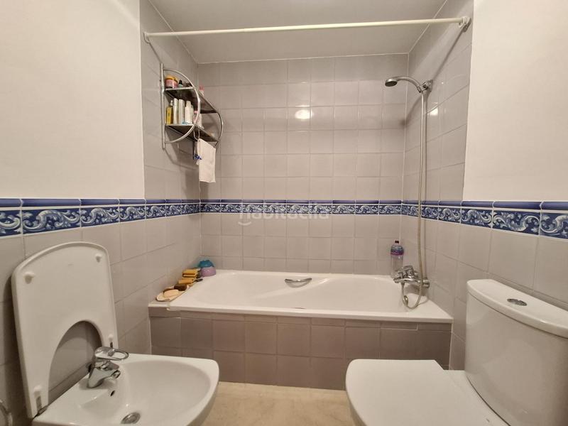 Foto b575d6f0-01d3-4976-bf7a-21db371ca230. Dúplex amb calefacció aparcament piscina a San Pedro de Alcántara Pueblo Marbella