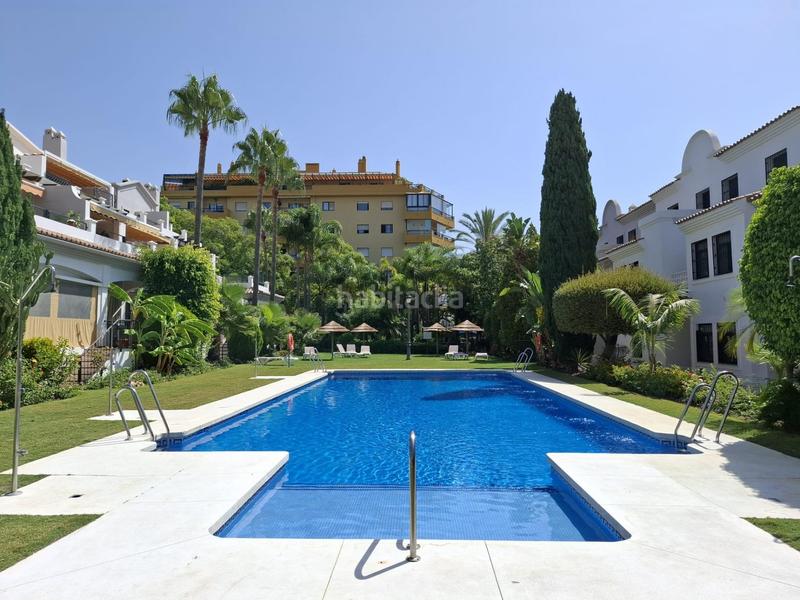 Foto f8b28b8e-1ce8-4ce7-8c37-181dcfc77a3a. Dúplex amb calefacció aparcament piscina a San Pedro de Alcántara Pueblo Marbella