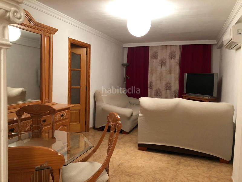 Foto 4d77a77d-4ea8-4dbf-bb73-060af49685e7. Piso encantador piso en avenida mar y sierra, ideal para vivir en Estepona