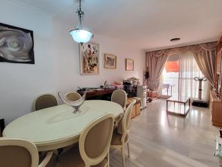 Pis a San Pedro de Alcántara Pueblo. Piso en el centro de san pedro alcantara de 3 habitaciones y 2 b
