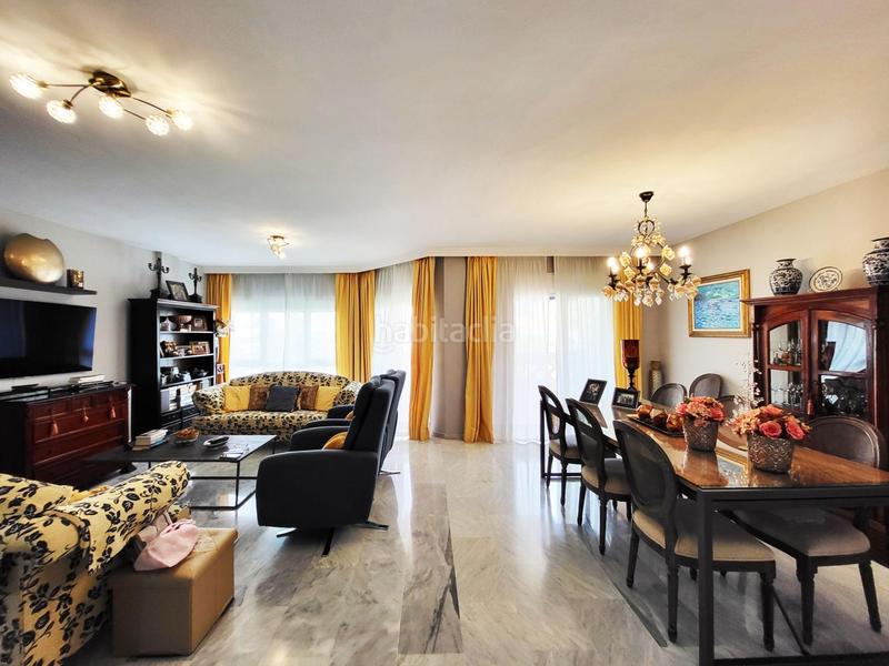 Foto 637b26ca-99c7-475c-8af5-910e53656ba1. Dachwohnung mit heizung parking pool in Nueva Alcántara Marbella