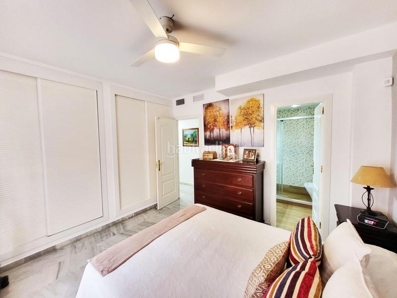 Foto 6ced28ef-a3d5-4ba7-883d-295b38e502d2. Dachwohnung mit heizung parking pool in Nueva Alcántara Marbella