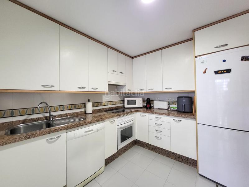 Foto 642e691f-9394-4960-80ce-2de4521910ec. Alquiler apartamento exclusivo apartamento reformado en sun beach, en Estepona