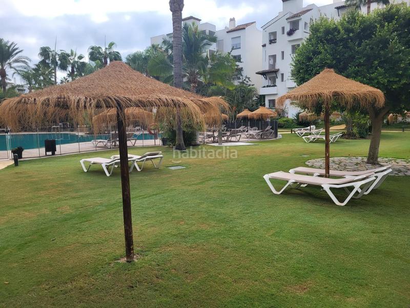 Foto 7eb0cc14-f044-4103-bb12-f350f621f44a. Alquiler apartamento exclusivo apartamento reformado en sun beach, en Estepona