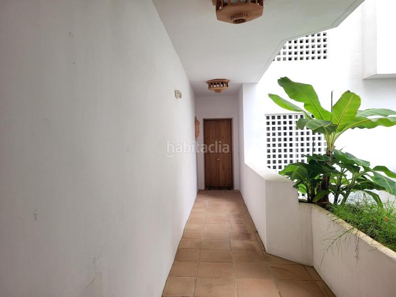 Foto 9469d19c-c879-4ae9-810f-30c74c097e22. Alquiler apartamento exclusivo apartamento reformado en sun beach, en Estepona