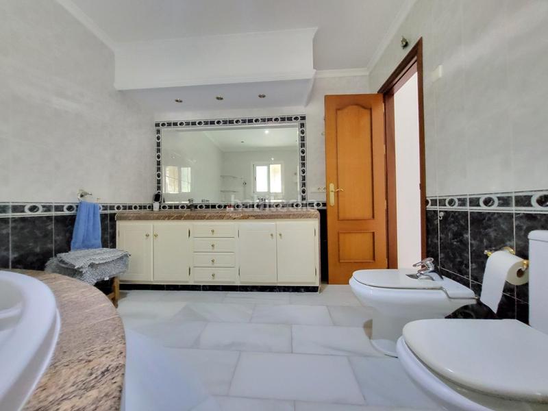 Foto 0b4cc572-0db7-4df6-baeb-d5824c76e5b6. Piano terra in San Pedro de Alcántara Pueblo Marbella