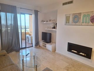 Apartamento en La Concha - Resina Golf. Apartamento en terrazas del sol, estepona dos dormitorios dos ba