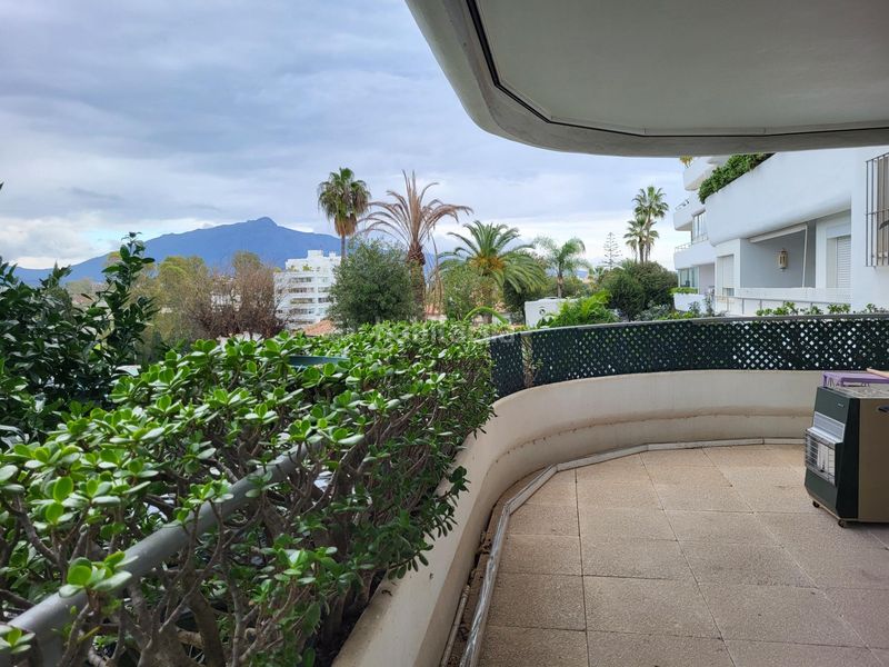 Foto 0b0da2aa-24ba-43ae-97f0-d8273c344ac2. Apartament amb aparcament a Guadalmina Alta Marbella