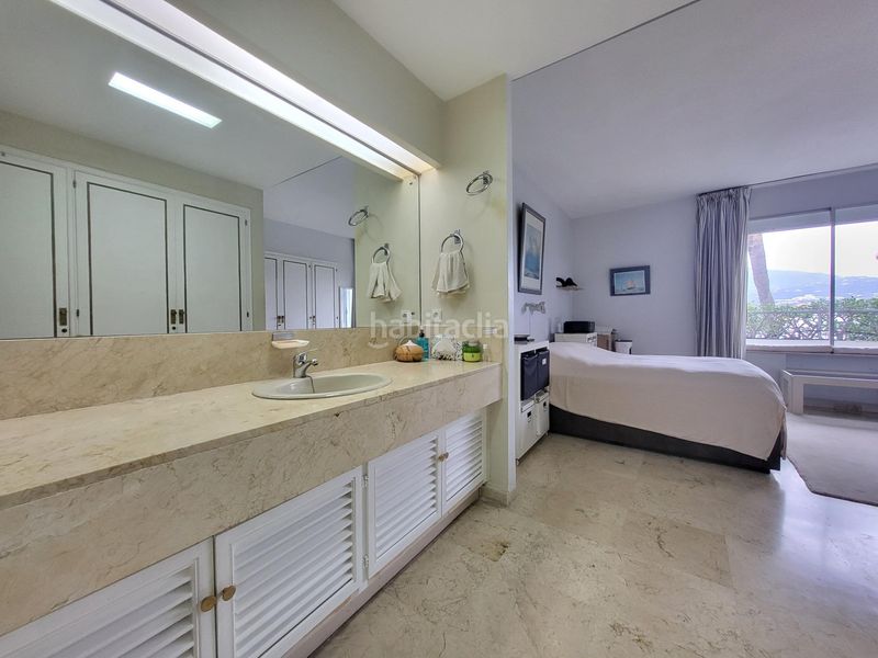 Foto 3c7a3f3c-61d2-4685-b3d6-4a37036694b5. Apartament amb aparcament a Guadalmina Alta Marbella