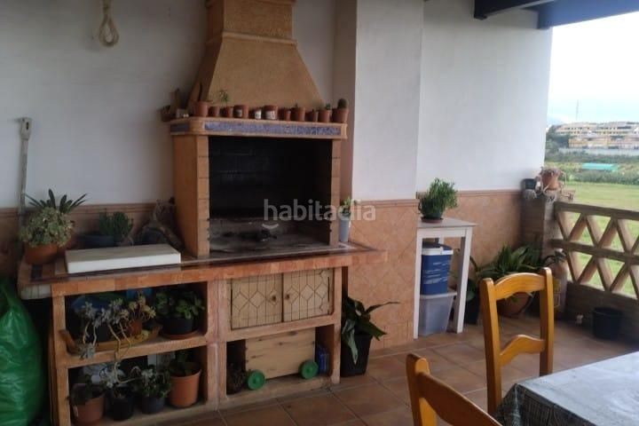 Foto 2a0f979d-046f-471f-b633-e0e20bdb89e4. Casa amb aparcament piscina a Cancelada Estepona