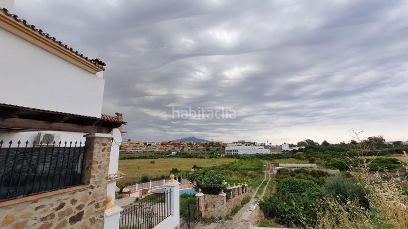 Foto 69df405a-d1e0-49a9-823e-46f3148d5761. Casa amb aparcament piscina a Cancelada Estepona
