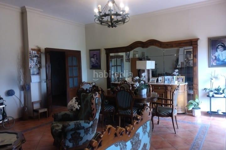 Foto 71273bdd-217f-4bfa-85c1-def0d133fba8. Casa amb aparcament piscina a Cancelada Estepona