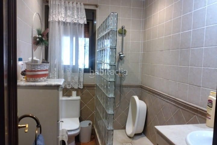 Foto ec36f022-725c-46e4-882a-f9d0166251d4. Casa amb aparcament piscina a Cancelada Estepona